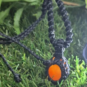 Carnelian Macrame Pendant Necklace – Energy & Motivation