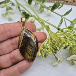 Tiger Eye Necklace with Brass Chain – 48cm – Handmade Brass Pendant