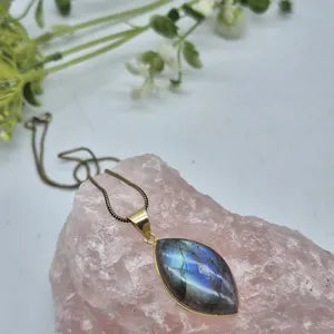 Labradorite Brass Pendant Necklace: Mystical Crystal Jewelry
