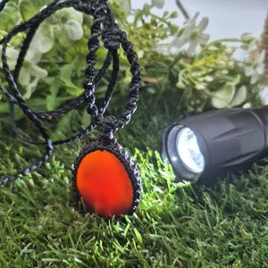 Carnelian Macrame Pendant Necklace – Energy & Motivation