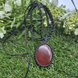 Carnelian Macrame Pendant Necklace – Energy & Motivation