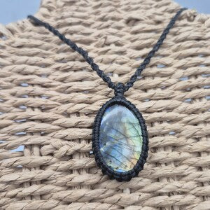 Labradorite Macrame Pendant Necklace