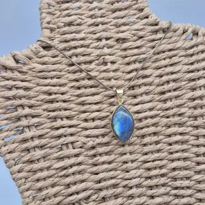 Labradorite Brass Pendant Necklace: Mystical Crystal Jewelry