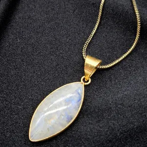 Moonstone Necklace with Brass Chain – 48cm –  Rainbow Moonstone Jewelry