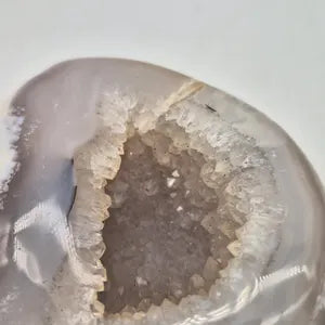 Natural Agate with Quartz Geode – Crystal Mineral Specimen