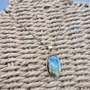 Labradorite Brass Pendant Necklace: Mystical Crystal Jewelry