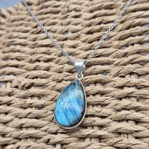 Handmade Blue Labradorite Silver Plated Necklace – Stainless Steel Chain