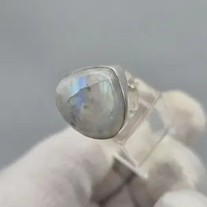 Rainbow Moonstone Adjustable Ring – Silver Plated Cabochon Iridescent Healing Crystal Jewelry
