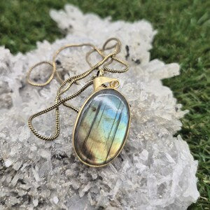 Labradorite Brass Pendant Necklace: Mystical Crystal Jewelry