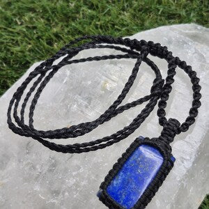 Lapis Lazuli Macrame Necklace: Woven Blue Gemstone Pendant