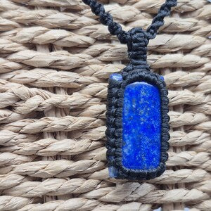 Lapis Lazuli Macrame Necklace: Woven Blue Gemstone Pendant