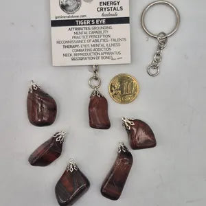 Polished Red Tiger Eye Keychain – Red Brown Crystal Gemstone Accessory
