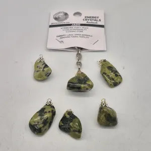 Polished Jade Keychain – Green Crystal Gemstone Accessory