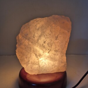 Raw Rose Quartz Lamp – Natural Pink Crystal Healing Home Decor