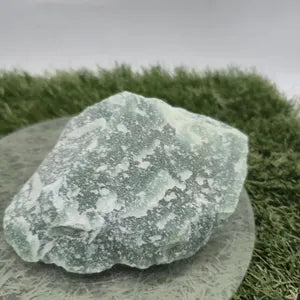 Raw Green Aventurine Crystal: Luck Stone, Heart Chakra Healing ( 397gr)