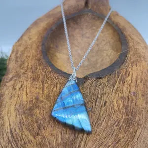 Flashy Labradorite Crystal Necklace, Green Stone Chain Necklace