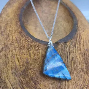 Flashy Labradorite Crystal Necklace, Green Stone Chain Necklace