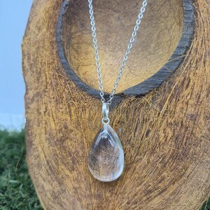 Clear Quartz Necklace – Cabochon Gemstone Pendant with Stainless Steel Chain