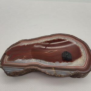 Natural Brown Agate Ashtray with Quartz - 471 gr