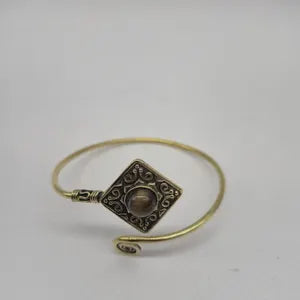 Tiger Eye Brass Adjustable Bracelet – Handmade Gemstone Jewelry for Women