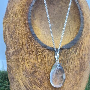 Clear Quartz Necklace – Cabochon Gemstone Pendant with Stainless Steel Chain