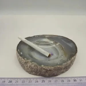 Natural Gray Agate Ashtray 449 gr – Crystal Smoking Decor