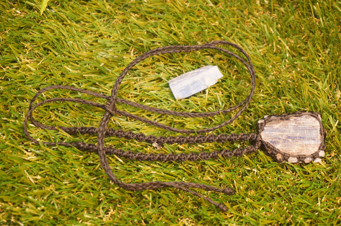Natural Kyanite Rough Blue Blade Makrame Crystal Necklace Mineral Healing Wrapped Stone