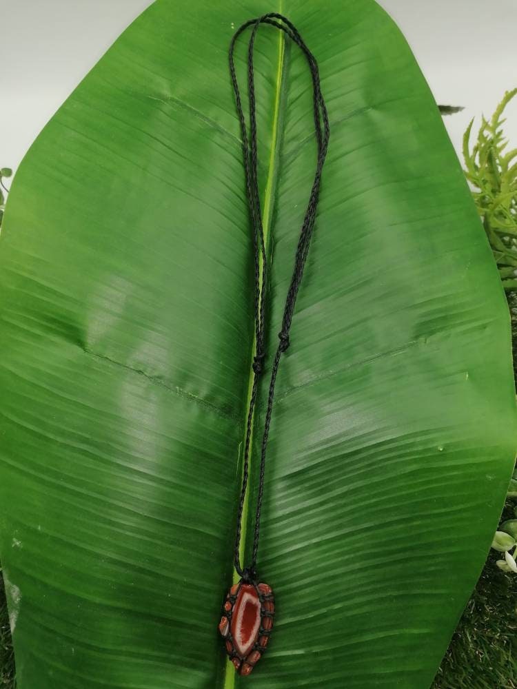 Crystal Brown Agate Slice Mineral Stone Brazilian Crystal Healing Makrame Wrapped Necklace Protection Gift Accessories