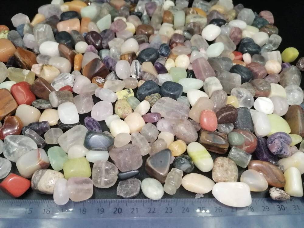 MixedColour Crystal stones pierced (with hole)-Healing Gemstone-New Age Polished Semi-Precious Rocks for DIY Jewelry Making Bulk