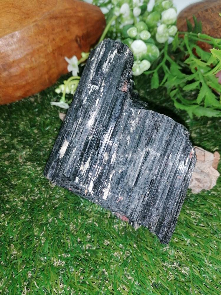 Black Tourmaline schorl crystal Collection Speciment Healing Stone Birtsthone Crystal Protection Decoration Mineral