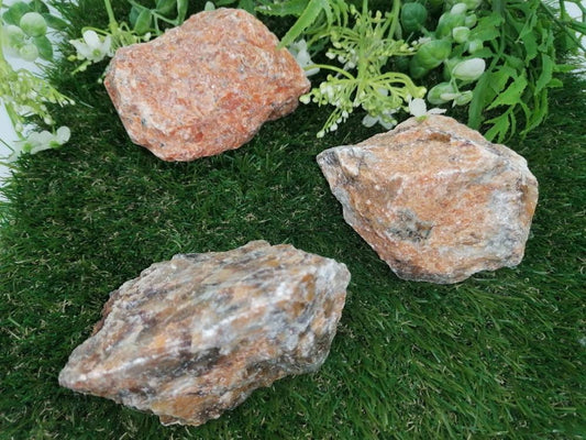 Natural Crystal Apatite Collection Speciment Healing Stone Birtsthone Crystal Protection Decoration Mineral