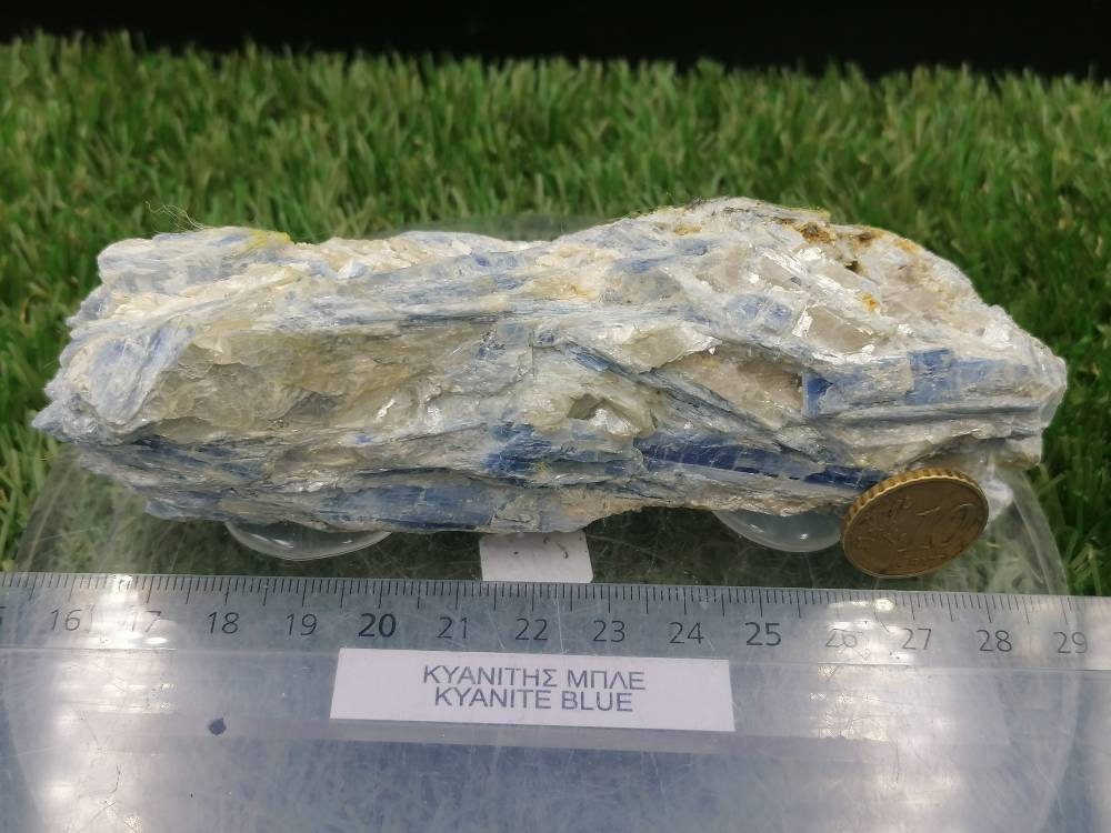 Natural Kyanite Blue Blades That Is Based On A Plexiglass Crystal Rough Stone Zodiac Mineral Stone