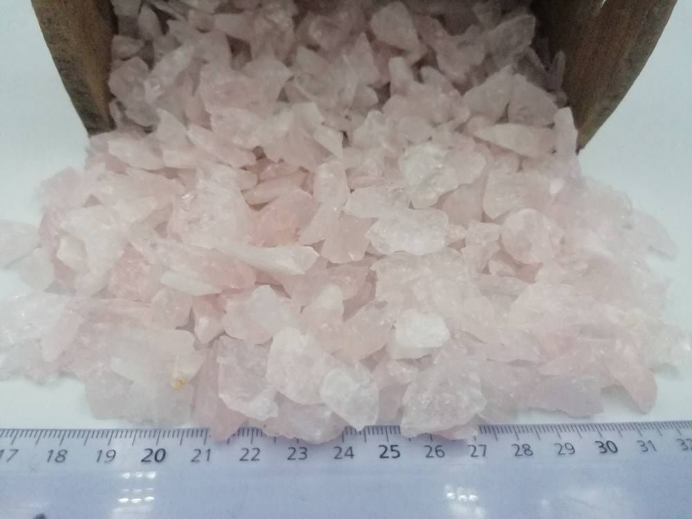 Rose Quartz Crystal Chips, Tumbled Healing Gemstone, New Age Rough Semi-Precious Rocks