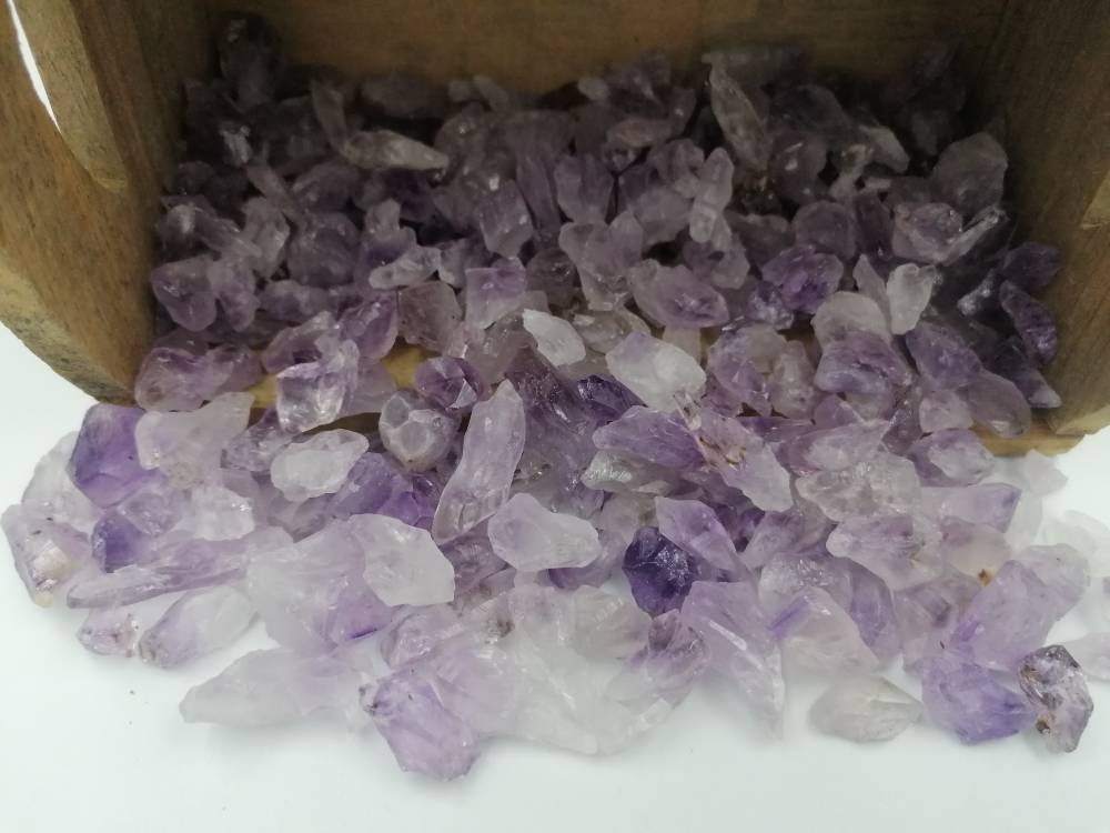 Amethyst Crystal Chips, Tumbled Healing Gemstone, New Age Rough Semi-Precious Rocks