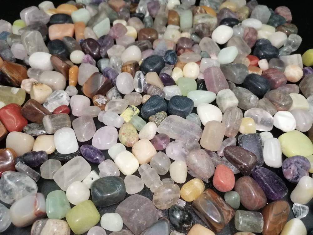 MixedColour Crystal stones pierced (with hole)-Healing Gemstone-New Age Polished Semi-Precious Rocks for DIY Jewelry Making Bulk
