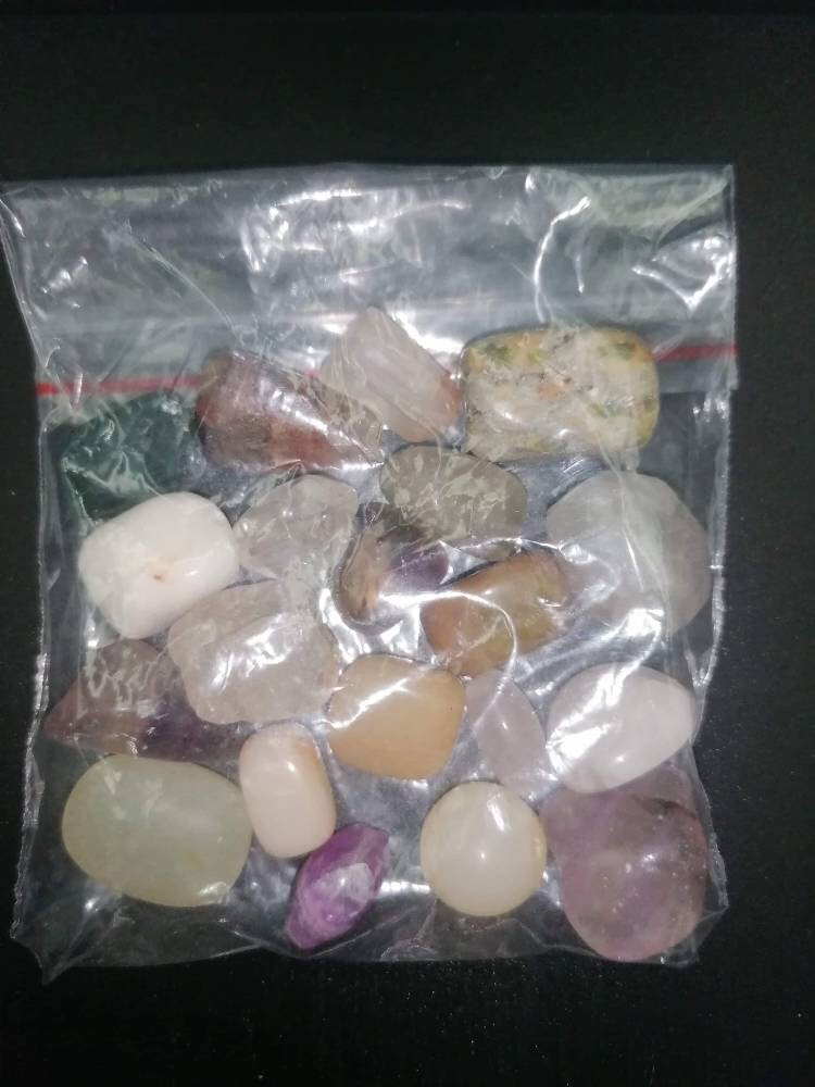 MixedColour Crystal stones pierced (with hole)-Healing Gemstone-New Age Polished Semi-Precious Rocks for DIY Jewelry Making Bulk