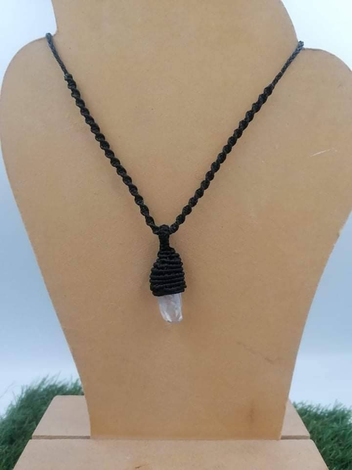 Quartz Crystal Rough Mineral Stone Brazilian Crystal Healing Makrame Wrapped Necklace Protection Gift Accessories