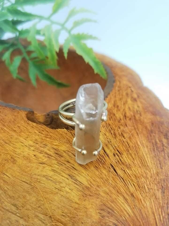 Heilring aus geräuchertem Quarz mit Citrinkristall – Meisterheiler, Chakra-Ausrichtung, Aura-Schutz, Verstärker