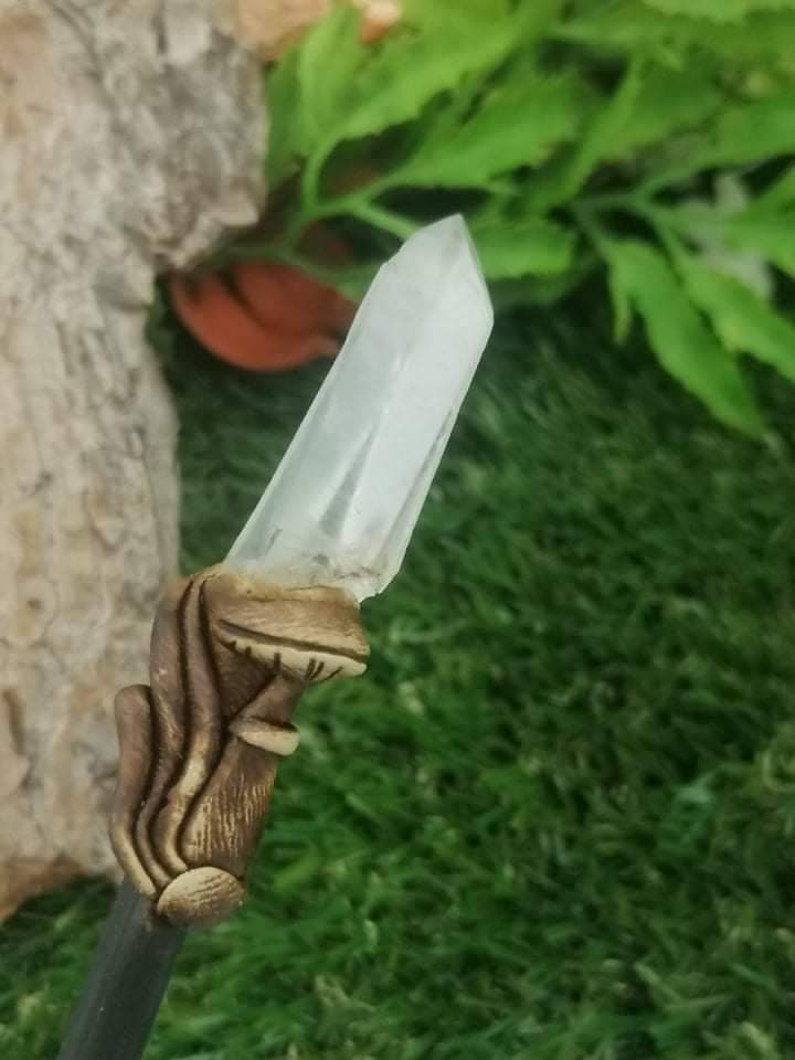 Natural Crystal Quartz Laizer Lemurian Wand -Fairy wand-Wizard wand-Nature Wand Healing Crystal Zodiac Mineral Stone