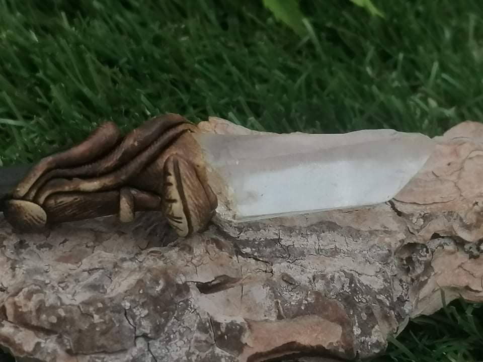 Natural Crystal Quartz Laizer Lemurian Wand -Fairy wand-Wizard wand-Nature Wand Healing Crystal Zodiac Mineral Stone