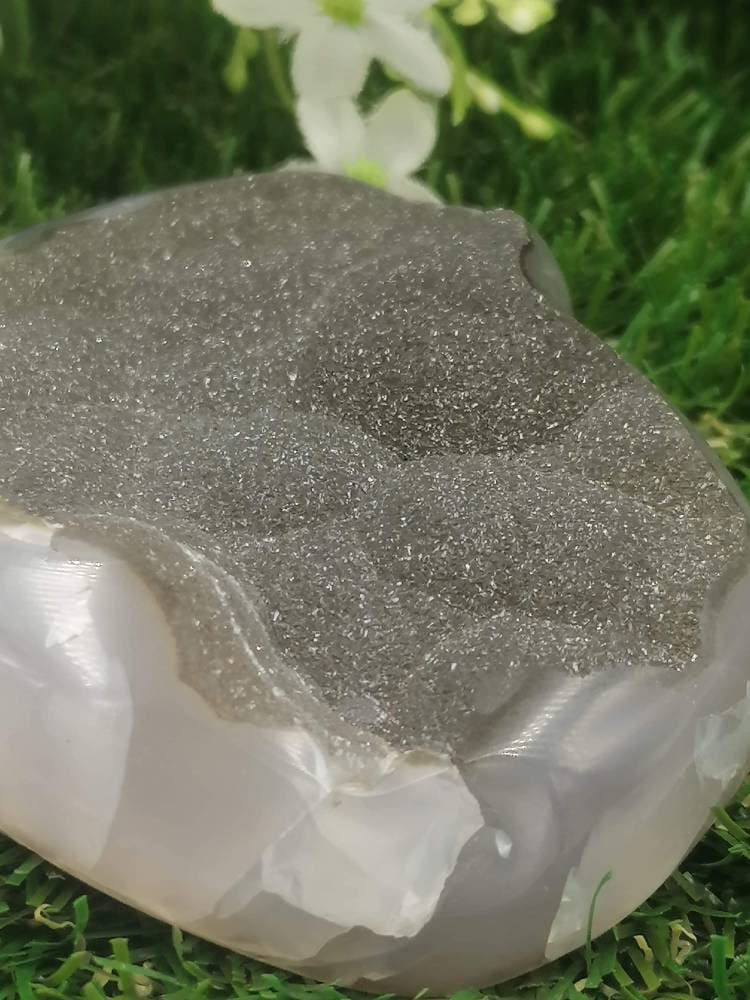 Agate with Quartz Botroidal Heart Shaped Stone Crystal,Brazilian stone Rough, Protection Healing, Cluster stone,Magic Power, Decoration