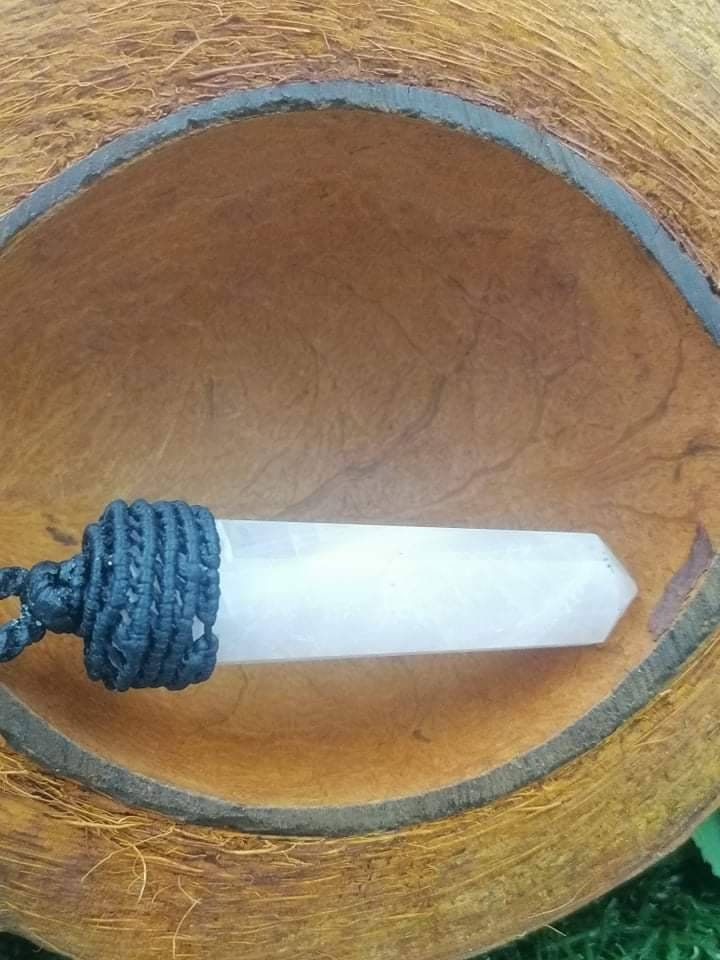 Rosa Quarz Exagon Stick Roher Mineralstein Brasilianischer Kristall Heilung Makramee Gewickelte Halskette Schutz Geschenk Accessoires Aktiv