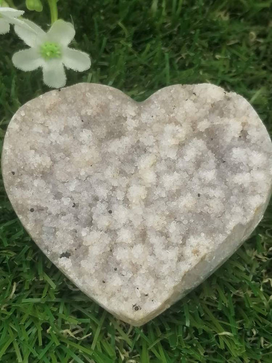 Agate with Quartz Heart Shaped Stone Crystal,Brazilian stone Rough, Protection Healing, Cluster stone,Magic Power, Decoration