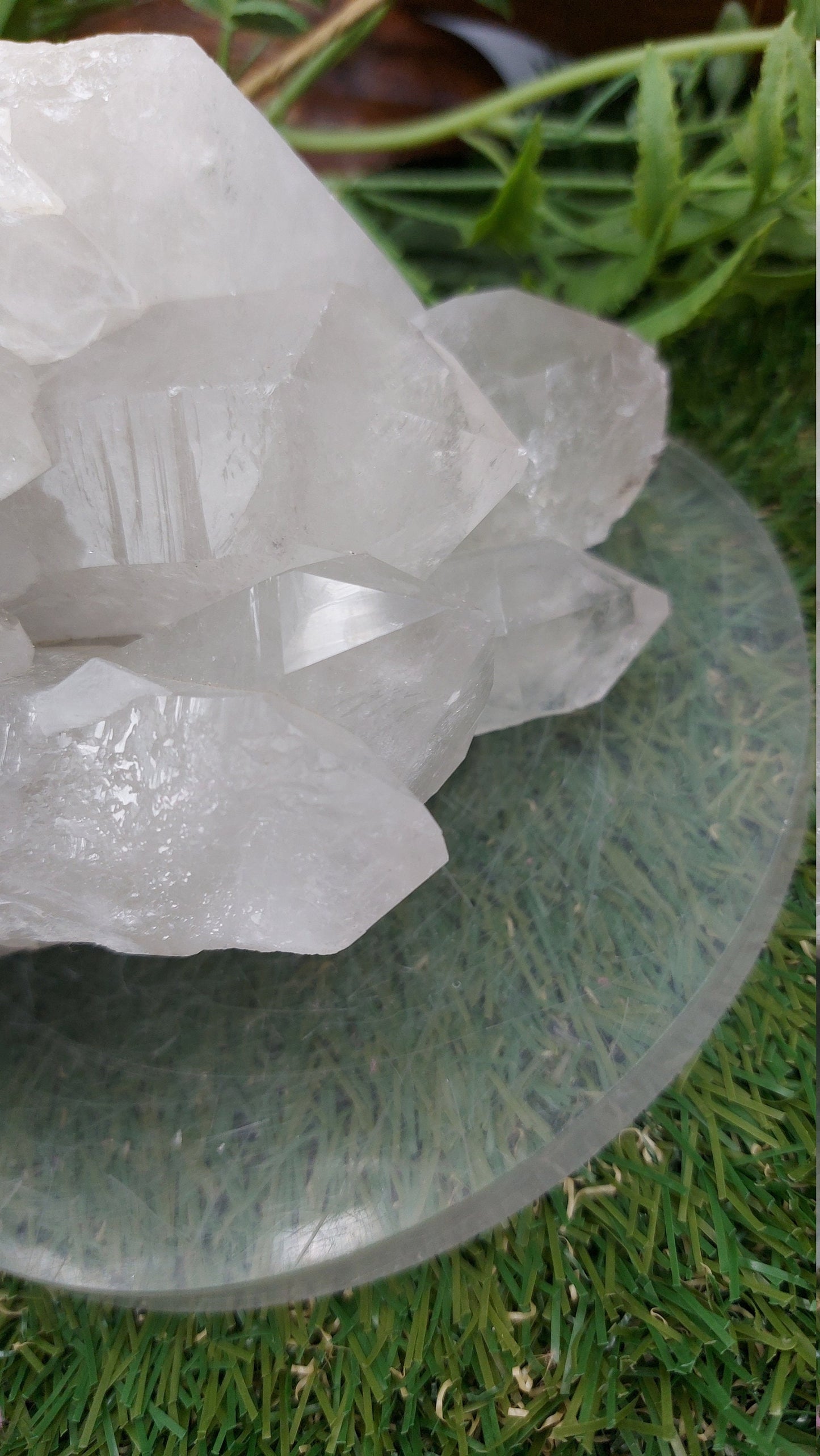 Collector's Piece - Rough Quartz Pointy Mineral / Home Decor / Protection
