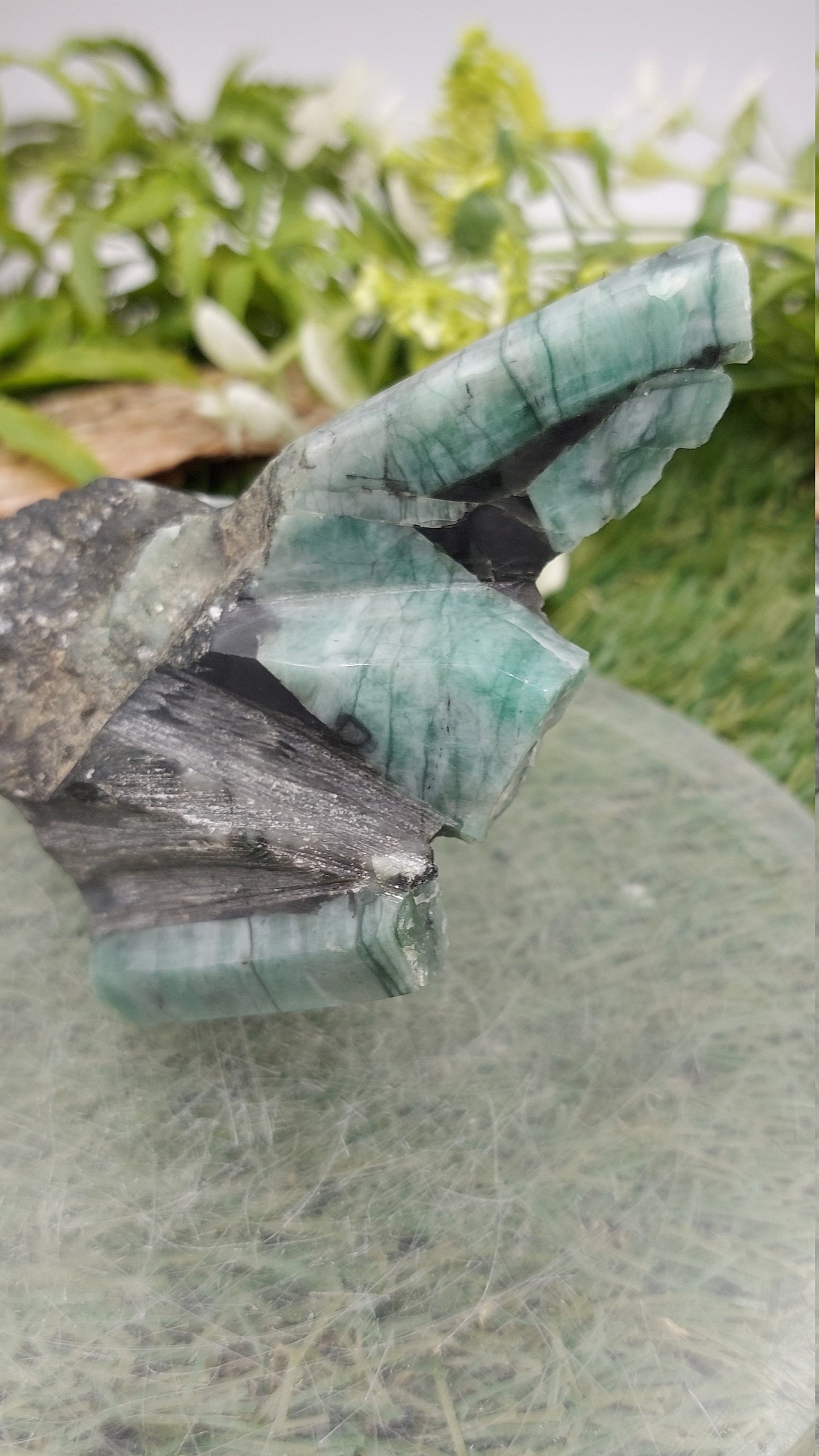 Collector's Piece Polished Emerald - Home Decor - Feng Shui - Protection - Meditation