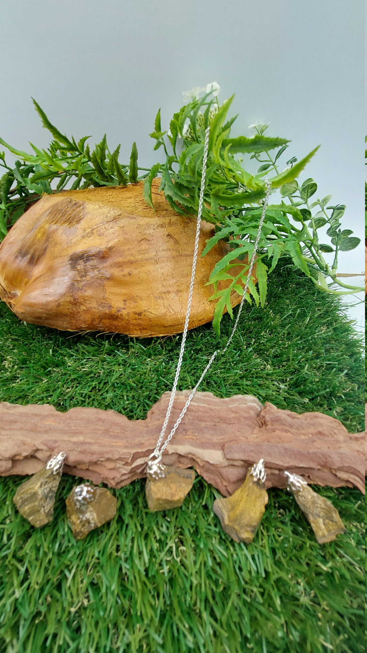 Natural Yellow Rough Tiger's Eye Sterling Steel Necklace Healing Crystal Accessories Zodiac Mineral Stone