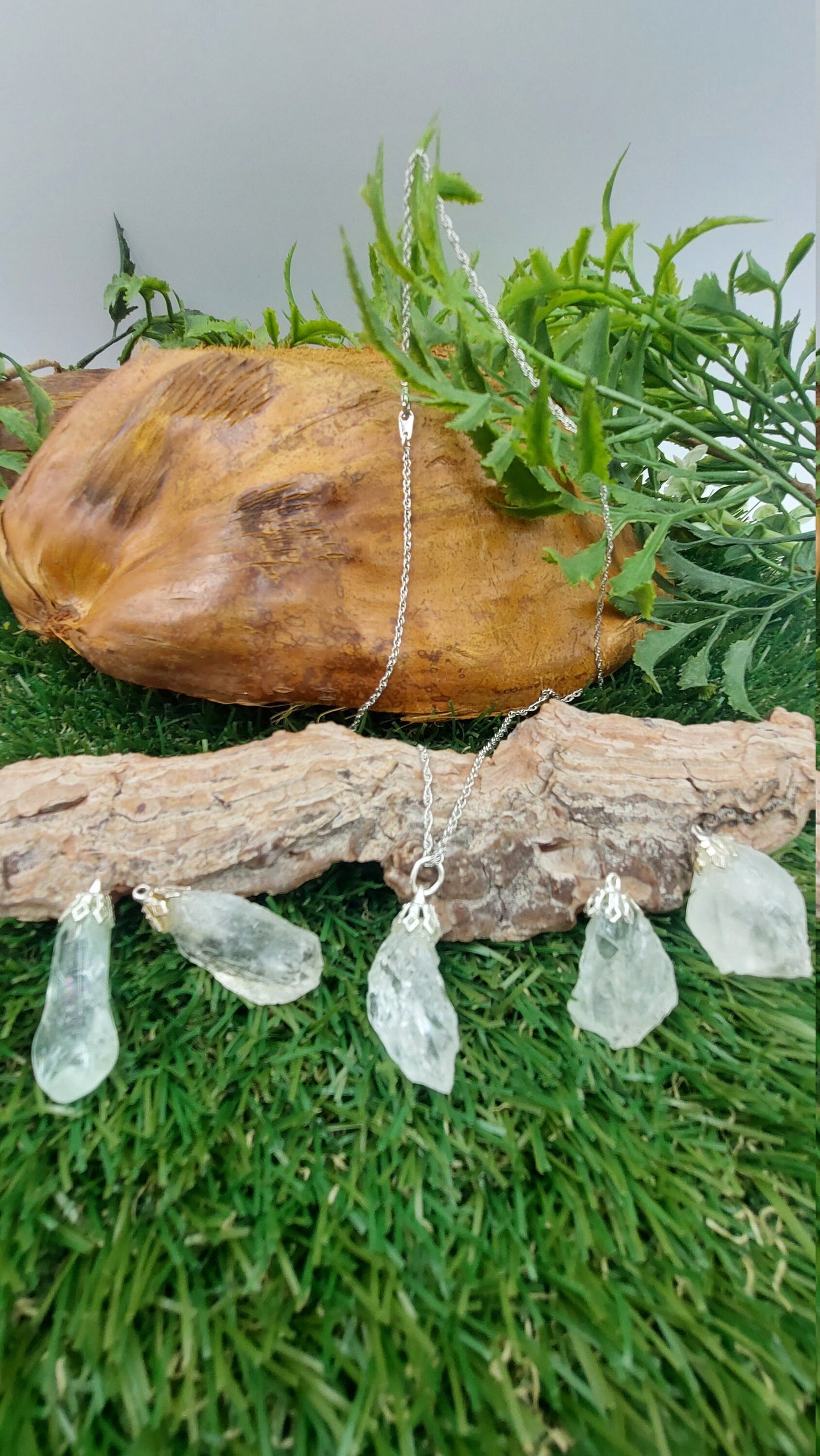 Natural Rough Quartz Sterling Steel Necklace Healing Crystal Accessories Zodiac Mineral Stone