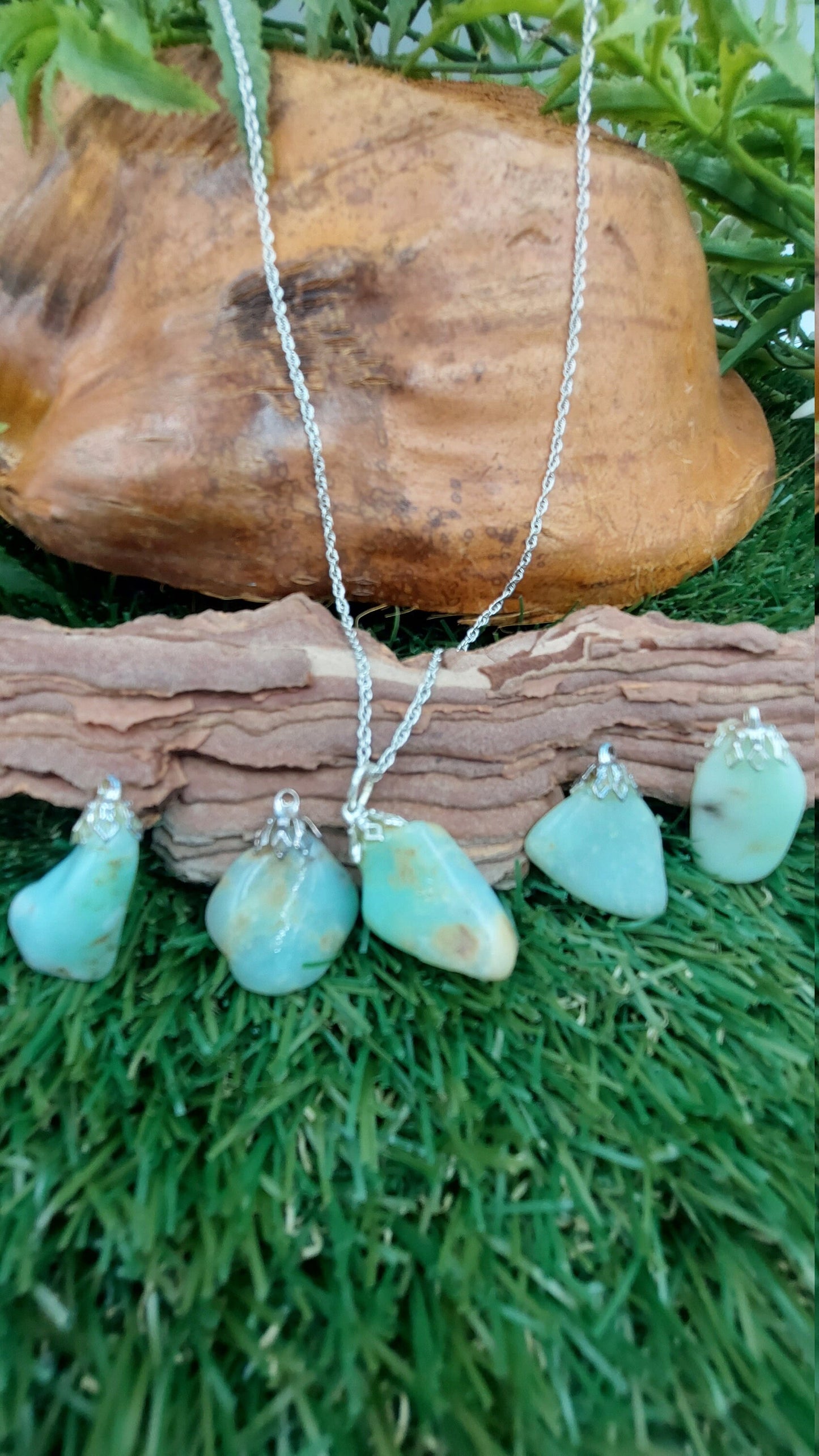 Chrysoprase Polished Crystal Necklace