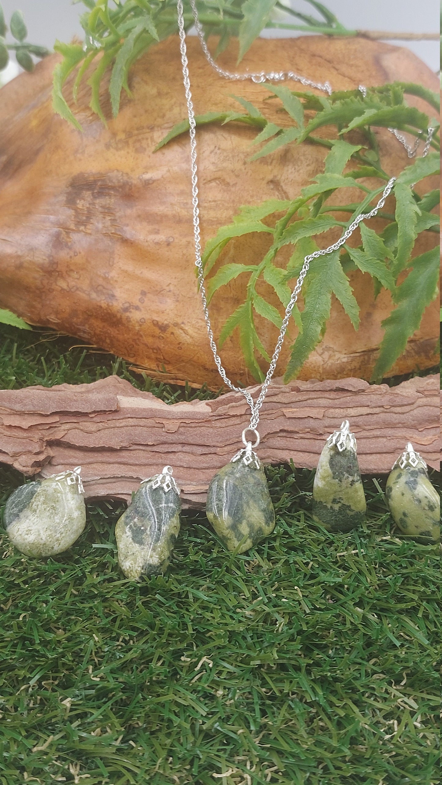 Natural Jade Sterling Steel Necklace Healing Crystal Accessories Zodiac Mineral Stone