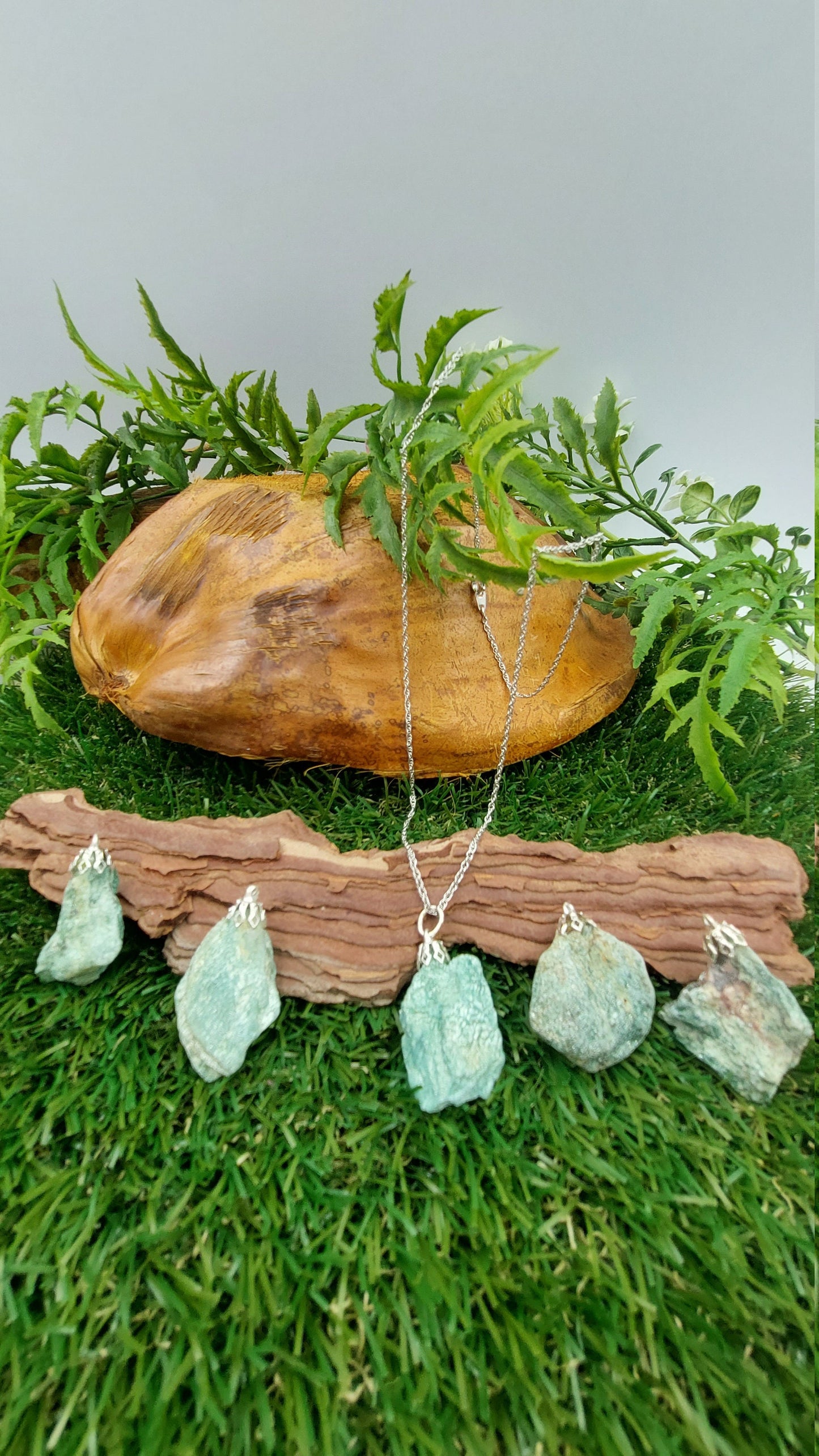 Natural Fuchite Sterling Steel Necklace Rough Green Healing Crystal Accessories Zodiac Mineral Stone
